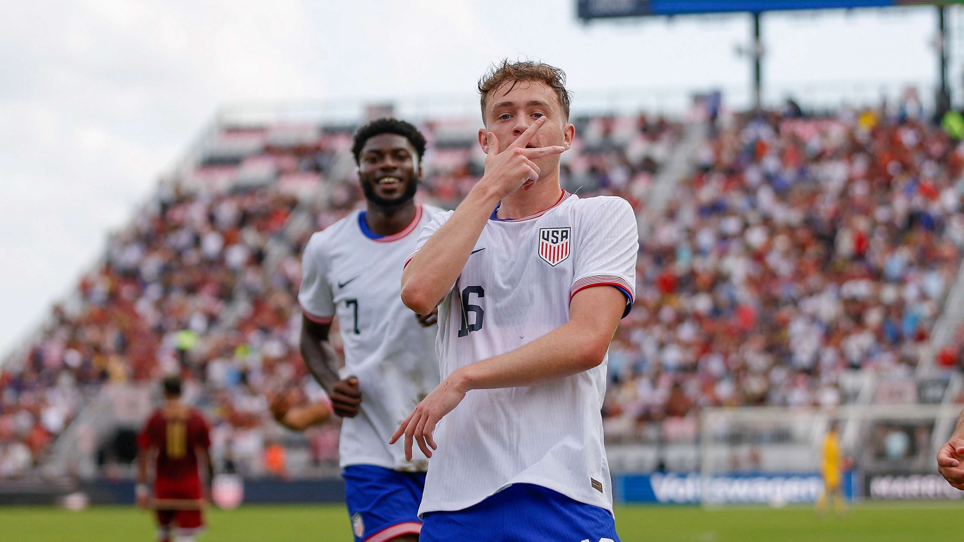 在打破射手 在打破射手